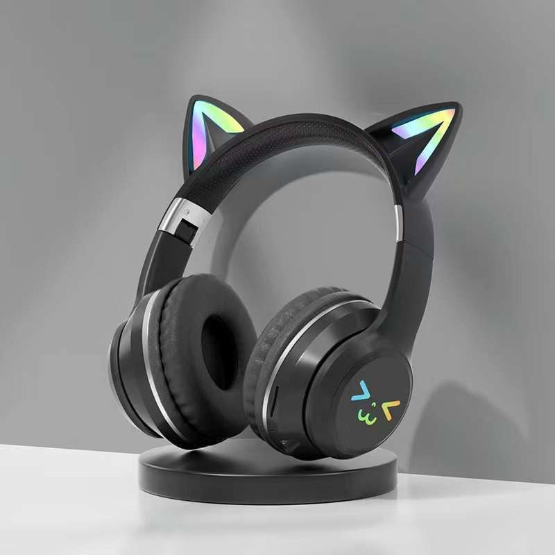Bluetooth Gaming Headset with Cat Ear Lights - product view 10